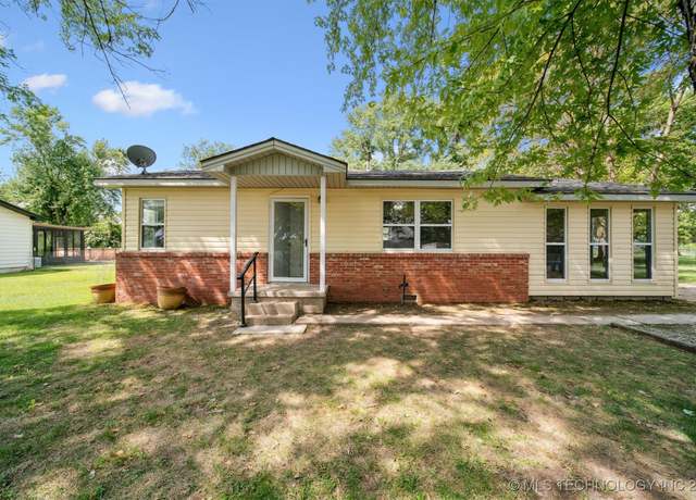 Property at 313 S Gray Ct, Chouteau, OK 74337, 3 beds, 1 bath