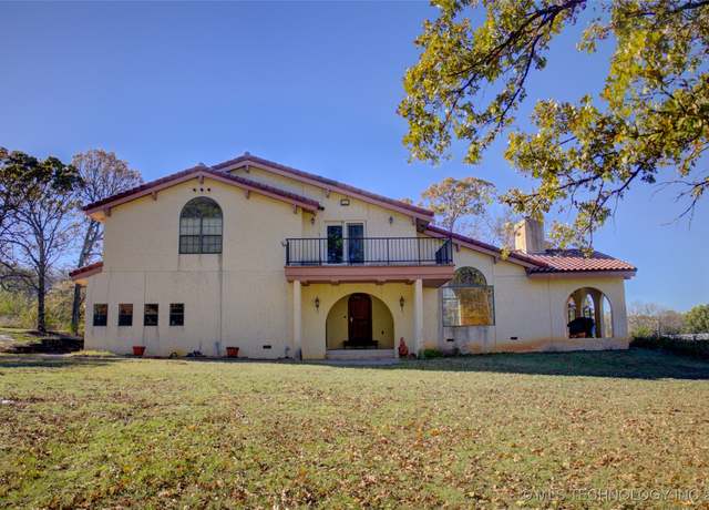 Property at 17808 S 129th East Ave, Bixby, OK 74008, 2 beds, 2.5 baths