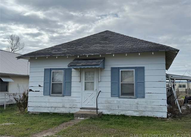 Property at 317 W Walnut Ave, Barnsdall, OK 74002, 3 beds, 1 bath