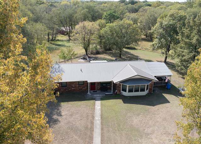 Property at 7457 S 105th St E, Braggs, OK 74423, 2 beds, 2 baths