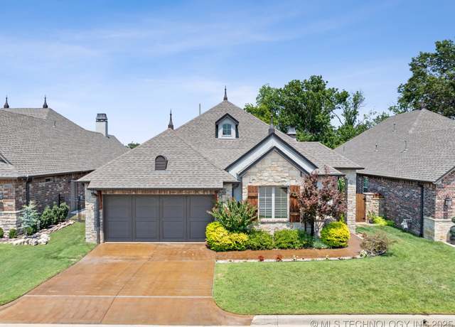 Property at 3818 W Phoenix Pl, Broken Arrow, OK 74011, 3 beds, 2 baths