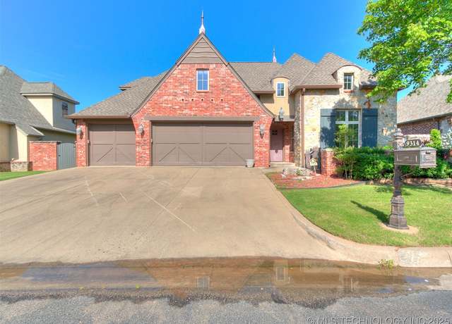 Property at 9314 S 76th EastAvenue, Tulsa, OK 74133, 3 beds, 2 baths