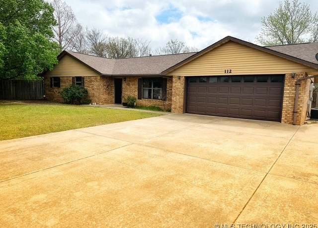 Property at 112 Raintree, Holdenville, OK 74848, 3 beds, 2 baths
