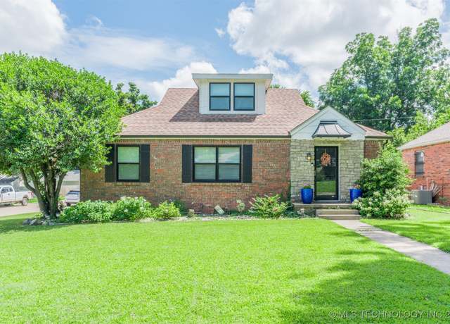 Property at 2648 E 2nd St, Tulsa, OK 74104, 4 beds, 2 baths