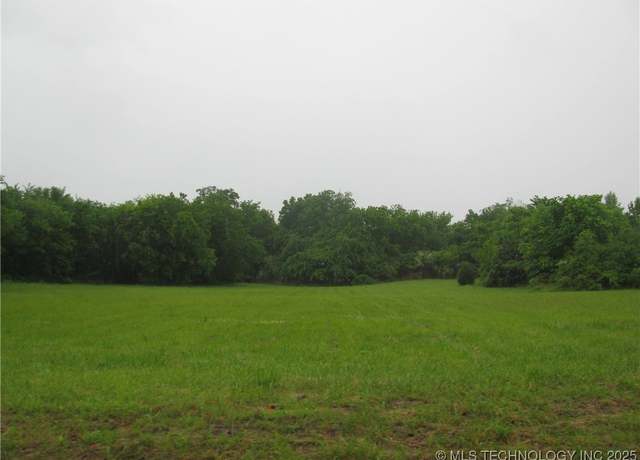 Property at 737 NW 4th St, Checotah, OK 74426