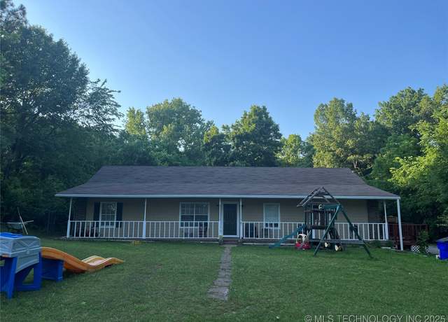 Property at 27121 E 161st St S, Coweta, OK 74429, 3 beds, 2 baths
