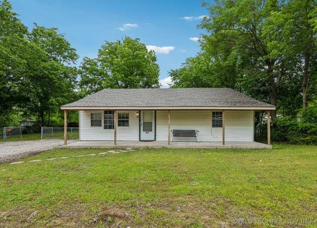 Property at 110 W Carter St, Sperry, OK 74073, 2 beds, 2 baths