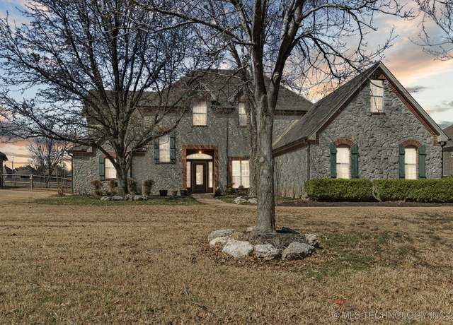 Property at 14322 S 50th East Ave, Bixby, OK 74008, 4 beds, 3.5 baths