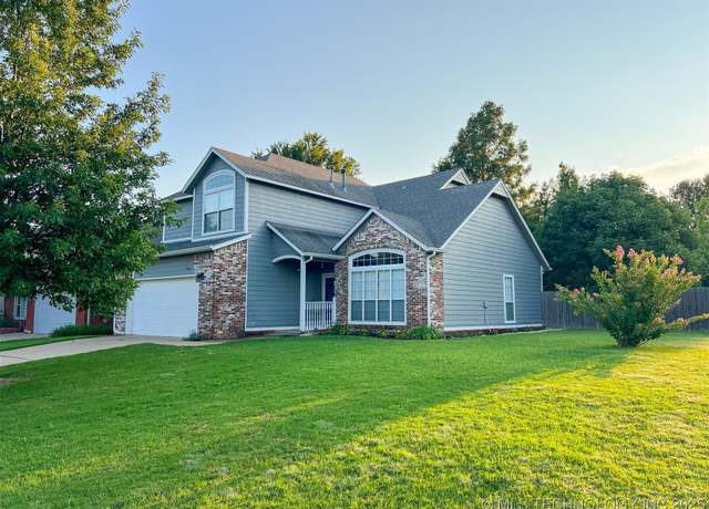 Property at 9606 S 92nd East Ave, Tulsa, OK 74133, 3 beds, 2.5 baths