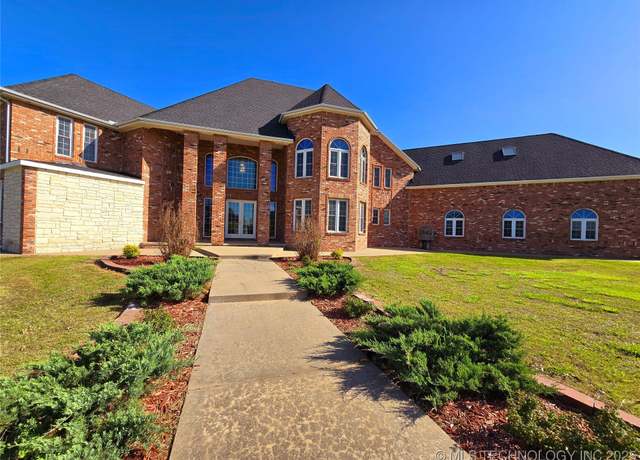 Property at 1577 N 433 Rd, Pryor, OK 74361, 4 beds, 6.5 baths