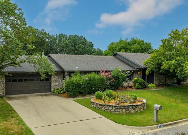 Property at 2930 W Cambridge Ct, Bartlesville, OK 74006, 4 beds, 2.5 baths