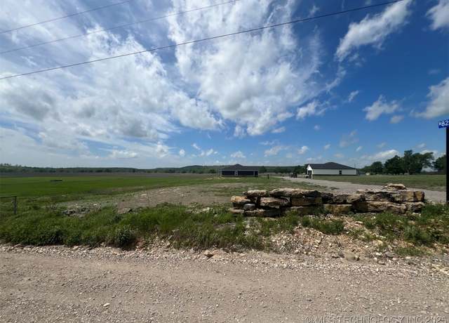 Property at 16981 W 828 Rd, Tahlequah, OK 74464