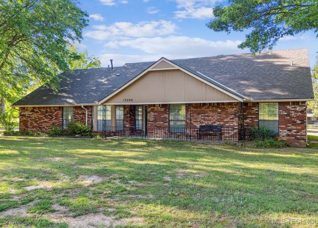 Property at 13200 E 130th St S, Broken Arrow, OK 74011, 4 beds, 2 baths