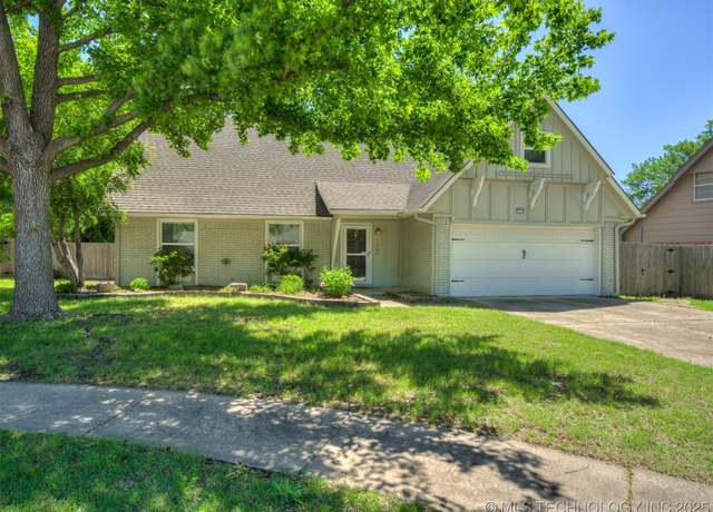Property at 7339 S 73rd EastAvenue, Tulsa, OK 74133, 4 beds, 2 baths
