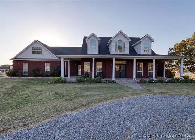 Property at 2458 Shuman, Mcalester, OK 74501, 4 beds, 3 baths