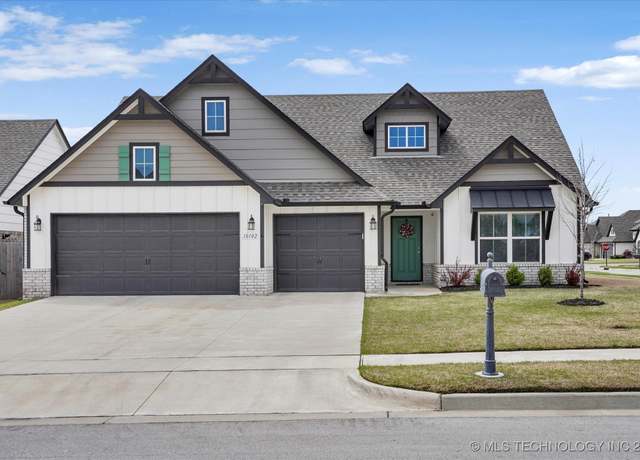 Property at 10102 S 232nd EastAvenue, Broken Arrow, OK 74014, 4 beds, 3 baths