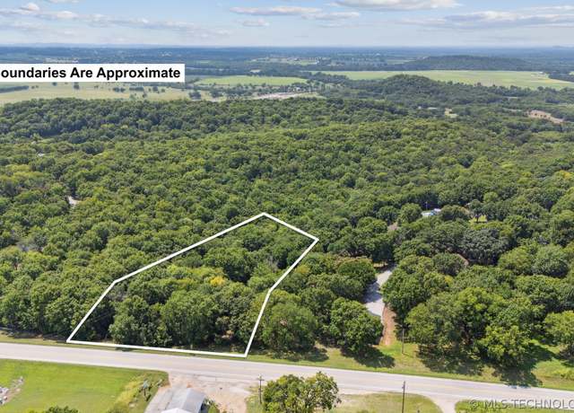 Property at 9885 E Mesa Dr, Claremore, OK 74017
