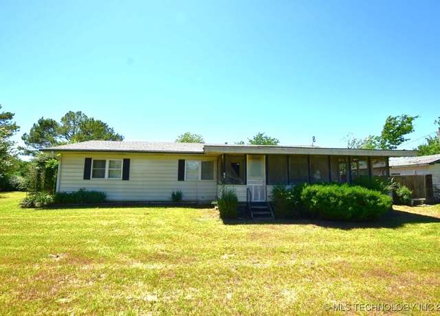 Property at 98926 S 4610 Rd, Marble City, OK 74945, 4 beds, 3 baths
