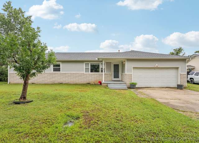 Property at 1408 W Bert St, Claremore, OK 74017, 4 beds, 2 baths