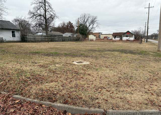 Property at 241 N Seminole Ave, Bartlesville, OK 74003