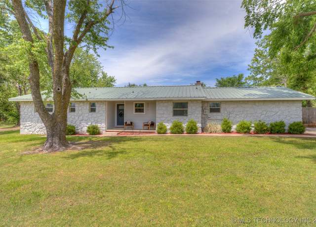 Property at 27135 E 58th St S, Broken Arrow, OK 74014, 3 beds, 2 baths