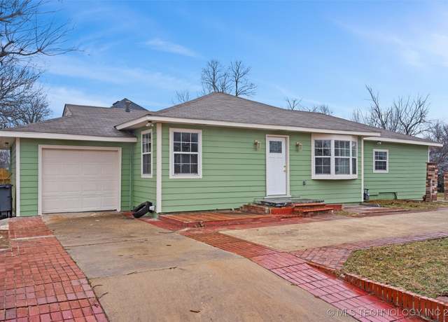 Property at 3919 E Archer St, Tulsa, OK 74115, 3 beds, 2 baths