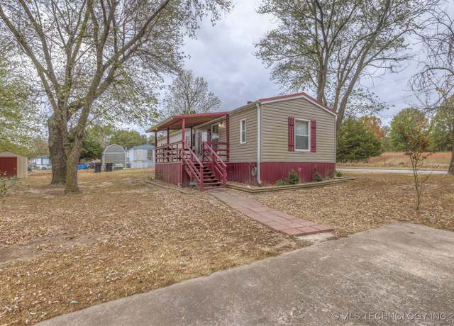 Property at 28516 E 149th St S, Coweta, OK 74429, 2 beds, 2 baths