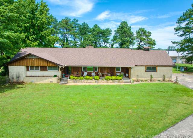 Property at 20678 Hwy 83 Hwy, Howe, OK 74940, 3 beds, 2.5 baths