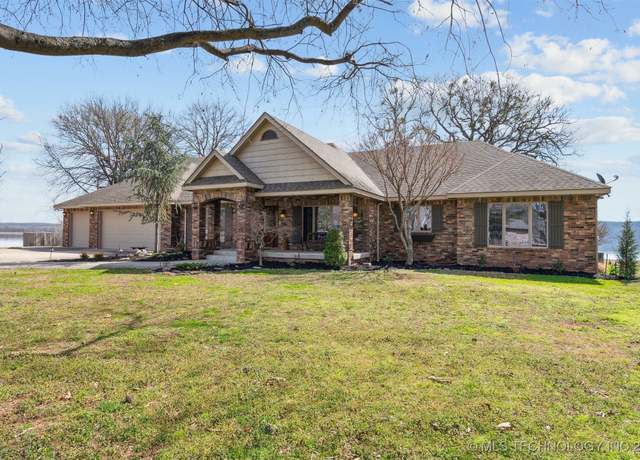 Property at 4592 E 480 Rd, Pryor, OK 74361, 4 beds, 3 baths