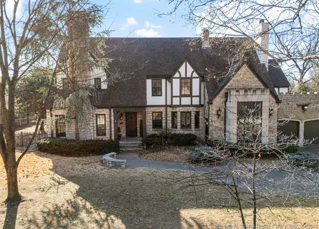 Property at 1732 E 30th Pl, Tulsa, OK 74114, 4 beds, 4.5 baths