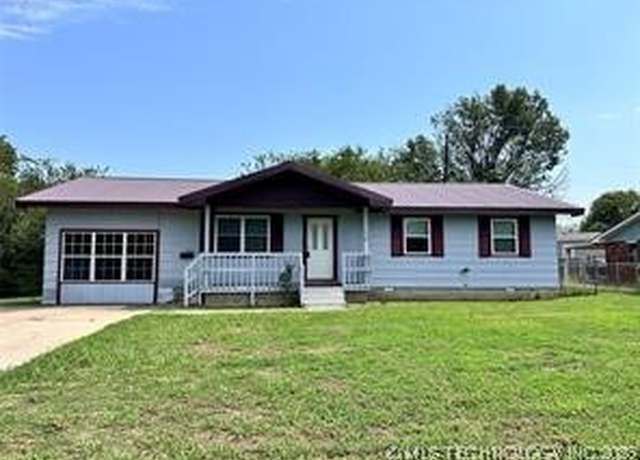 Property at 705 NW 8th St, Checotah, OK 74426, 3 beds, 2 baths