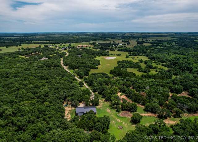Property at 348550 E Parkside Dr, Pawnee, OK 74058, 4 beds, 2 baths