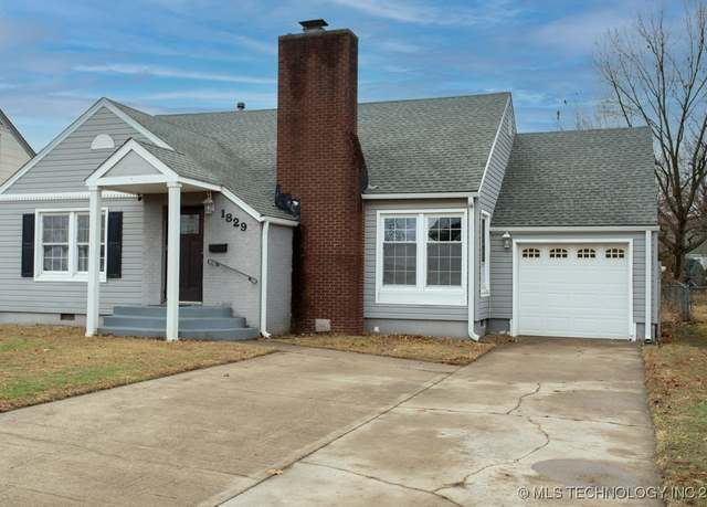 Property at 1829 S Dewey Ave, Bartlesville, OK 74003, 3 beds, 2 baths
