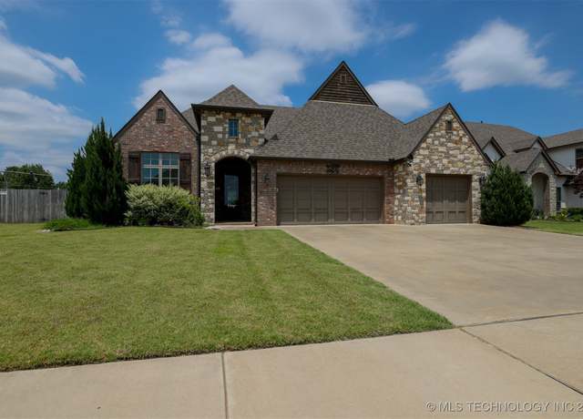 Property at 5405 E 121st Pl S, Bixby, OK 74008, 4 beds, 2.5 baths