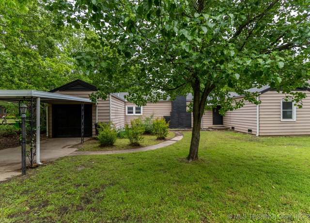 Property at 2094 Southview Ave, Bartlesville, OK 74003, 3 beds, 1.5 baths