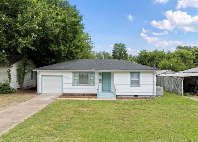 Property at 711 Cherry, Ardmore, OK 73401, 2 beds, 1 bath