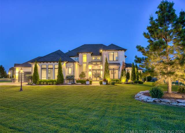 Property at 18420 E Persimmon Ln, Owasso, OK 74055, 3 beds, 3 baths