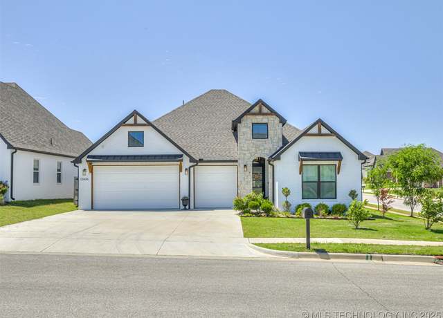 Property at 13606 S 21st Pl E, Bixby, OK 74008, 4 beds, 2.5 baths