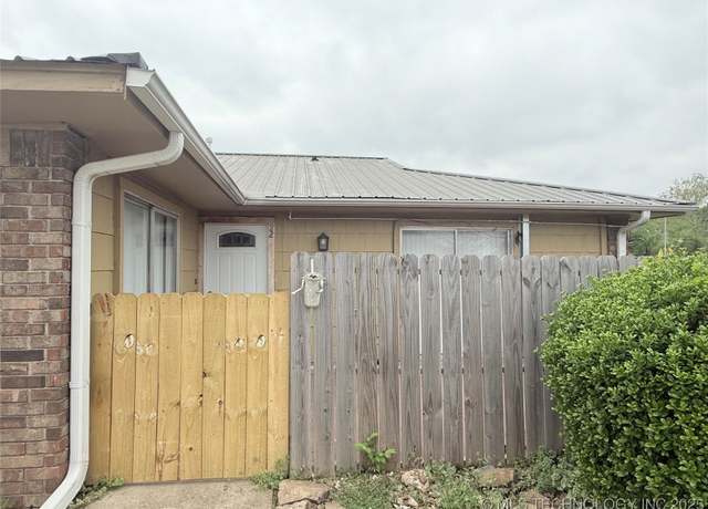 Property at 101 Doris #22, Sallisaw, OK 74955, 1 bed, 1 bath