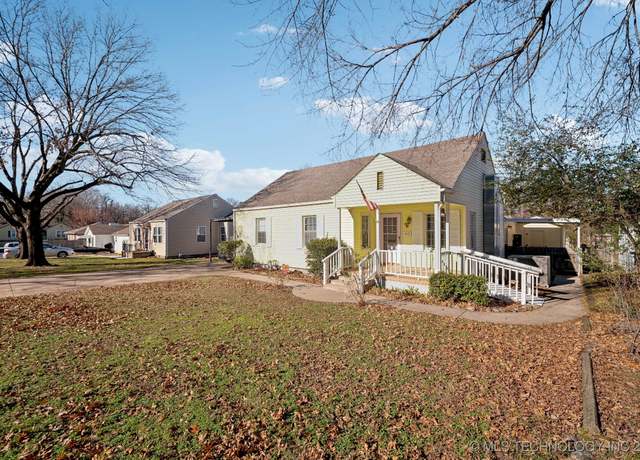 Property at 4519 E 5th Pl, Tulsa, OK 74112, 3 beds, 2.5 baths