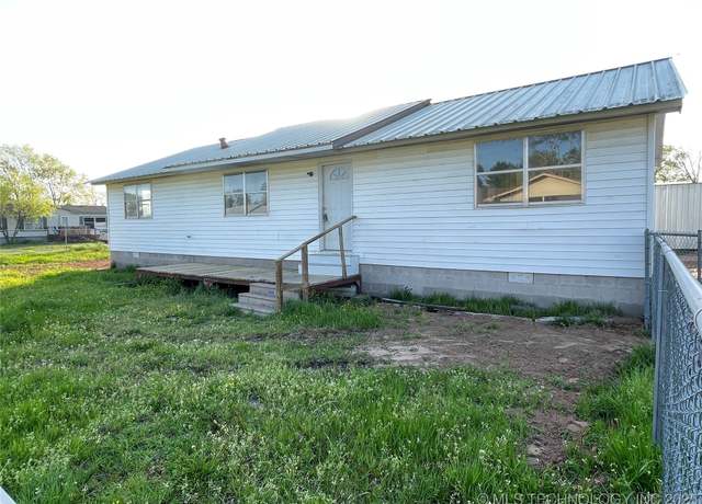 Property at 116 E 5th St, Coleman, OK 73432, 3 beds, 2 baths
