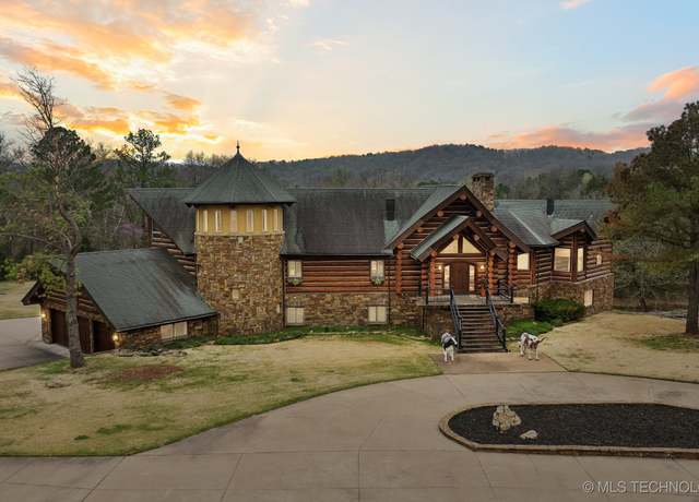 Property at 13468 N Highway 10, Tahlequah, OK 74464, 5 beds, 5 baths