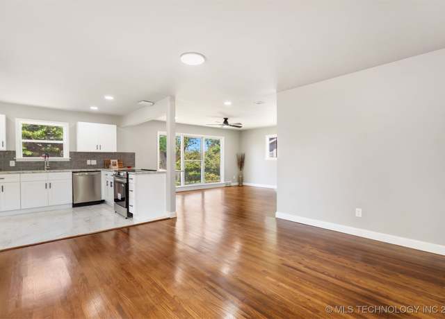 Property at 5939 E 26th St, Tulsa, OK 74114, 3 beds, 2 baths
