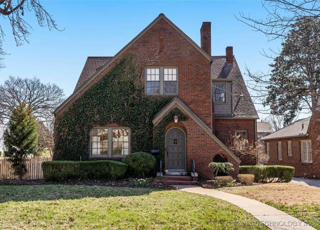 Property at 2148 E 25th St, Tulsa, OK 74114, 3 beds, 2.5 baths