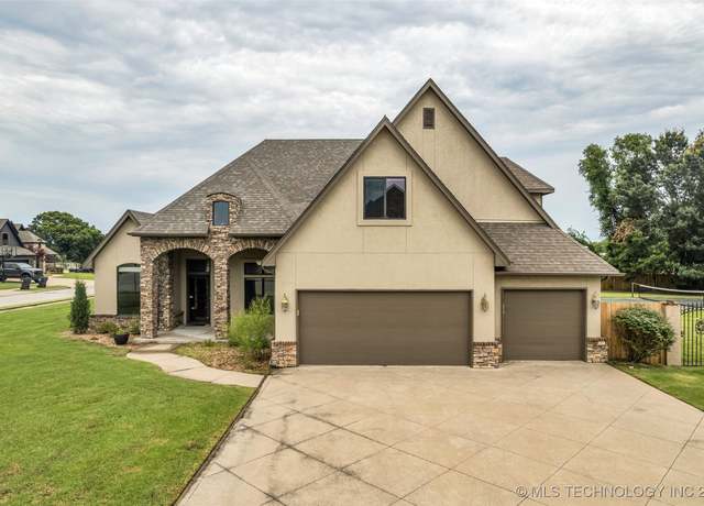 Property at 14651 S Gary Ave, Bixby, OK 74008, 4 beds, 3.5 baths