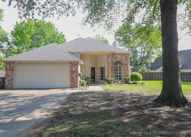 Property at 5357 E 95th St, Tulsa, OK 74137, 3 beds, 2 baths