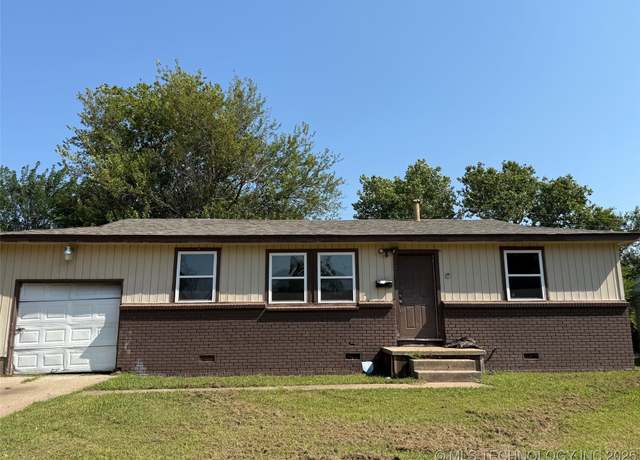 Property at 241 E 53rd St N, Tulsa, OK 74126, 2 beds, 1 bath