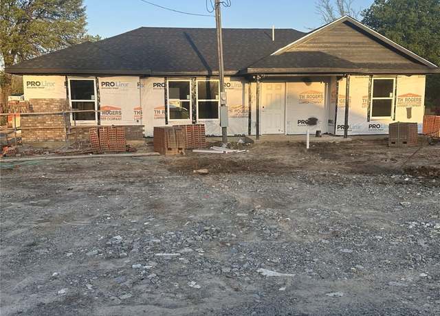 Property at 719 Mitchell, Colbert, OK 74733, 3 beds, 2 baths