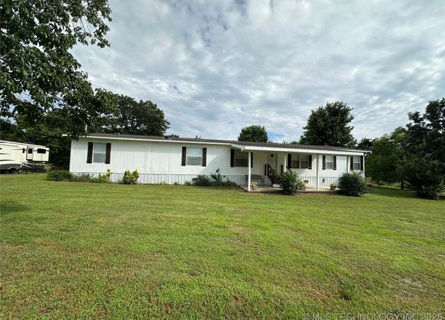 Property at 5831 E 93rd St S, Muskogee, OK 74403, 5 beds, 2.5 baths