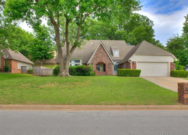 Property at 8731 S College Ave, Tulsa, OK 74137, 5 beds, 2.5 baths